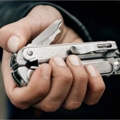 Leatherman Free P2 Multitool - 19 Functies - RVS - Zilver - Nylon Etui 26 Leatherman Free P2 Multitool - 19 Functies - RVS - Zilver - Nylon Etui -Stroller shop 550x335 4