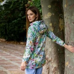 BiggDesign Faces - Dames Regenjas Waterdicht - Regenpak - Maat M -Stroller shop 550x550 159