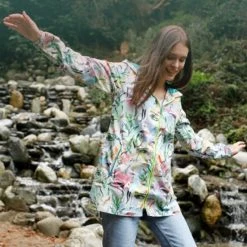 BiggDesign Faces - Dames Regenjas Waterdicht - Regenpak - Maat M -Stroller shop 550x550 162