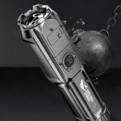 Multi Media Group Militaire Zaklamp - LED Zaklamp - Inzoombaar - USB Oplaadbaar - Spatwaterdicht - Incl Fiets Steun - 13x3cm -Stroller shop 550x550 813