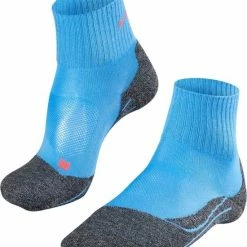 FALKE TK2 Explore Cool Short Wandelsokken Kort Zacht Thermisch Anti-blaar Antizweet Zonder Motief Met Elastische Boord Verkoelend Ademend Sneldrogend Blauw Dames Sportsokken - Maat 41-42 -Stroller shop 550x624 1