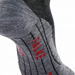 FALKE TK5 Wander Short Wandelsokken Kort Zacht Thermisch Anti-blaar Antizweet Zonder Motief Met Elastische Boord Admend Merinowol Grijs Dames Sportsokken - Maat 41-42 -Stroller shop 550x658 4