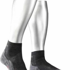 FALKE TK5 Wander Short Wandelsokken Kort Zacht Thermisch Anti-blaar Antizweet Zonder Motief Met Elastische Boord Admend Merinowol Grijs Dames Sportsokken - Maat 41-42 -Stroller shop 550x722 1