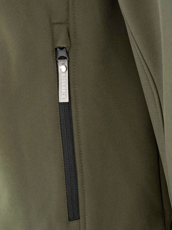 BJØRNSON DAG Softshell Jas 4 Seizoenen Heren - Winddicht - Fleece Gevoerd - Waterafstotend - Ademend - Outdoor Herenjas - Rits Zakken - Tussenjas - Maat 6XL - Olijfgroen 8 BJØRNSON DAG Softshell Jas 4 Seizoenen Heren - Winddicht - Fleece Gevoerd - Waterafstotend - Ademend - Outdoor Herenjas - Rits Zakken - Tussenjas - Maat 6XL - Olijfgroen - Afbeelding 6